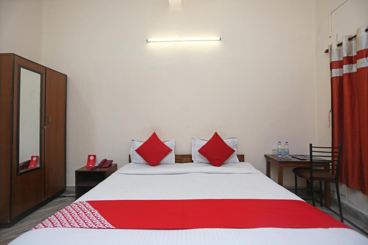 Oyo 9001 Hotel East West Calcutta Exteriör bild